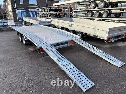 Transporteur de remorque de voiture 2700kg Jupiter Double Essieu 15 pi 6,6 pi 4,5 m x 2 m