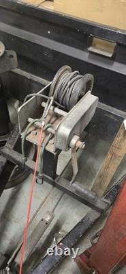 WARWICK BROS Remorque plateau à double essieu robuste avec treuil